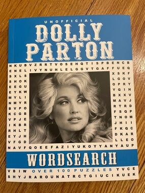 The Ultime and Unofficial Dolly Parton Wordsearch Puzzle Book